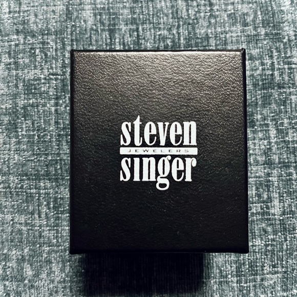 Steven Singer Lab-grown Diamond White Gold Earrings - Picture 5 of 5